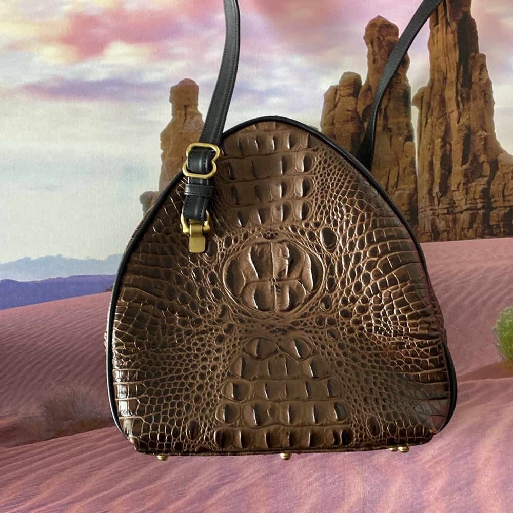 Bar Harbor Brown and Black Leather bag. YKK